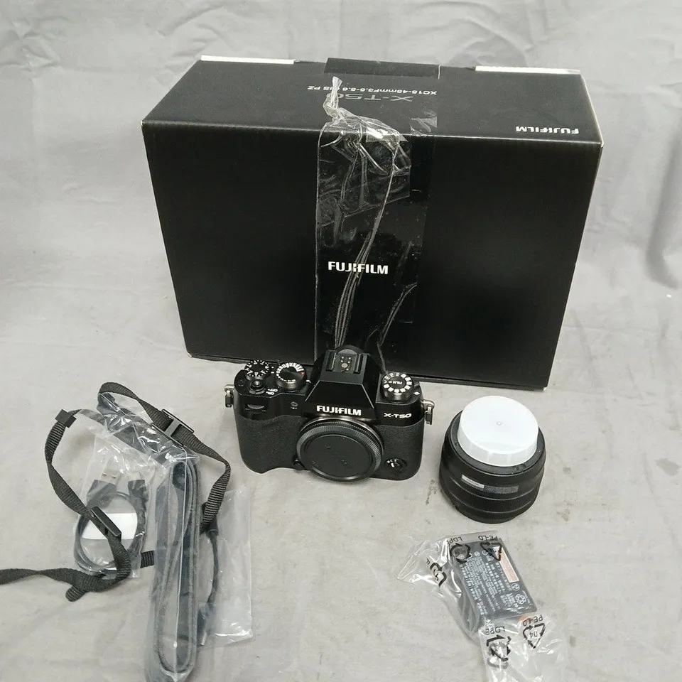 FUJIFILM X-T50 MIRRORLESS CAMERA WITH XC 15-45MM F3.5-5.6 OIS PZ KIT – BLACK