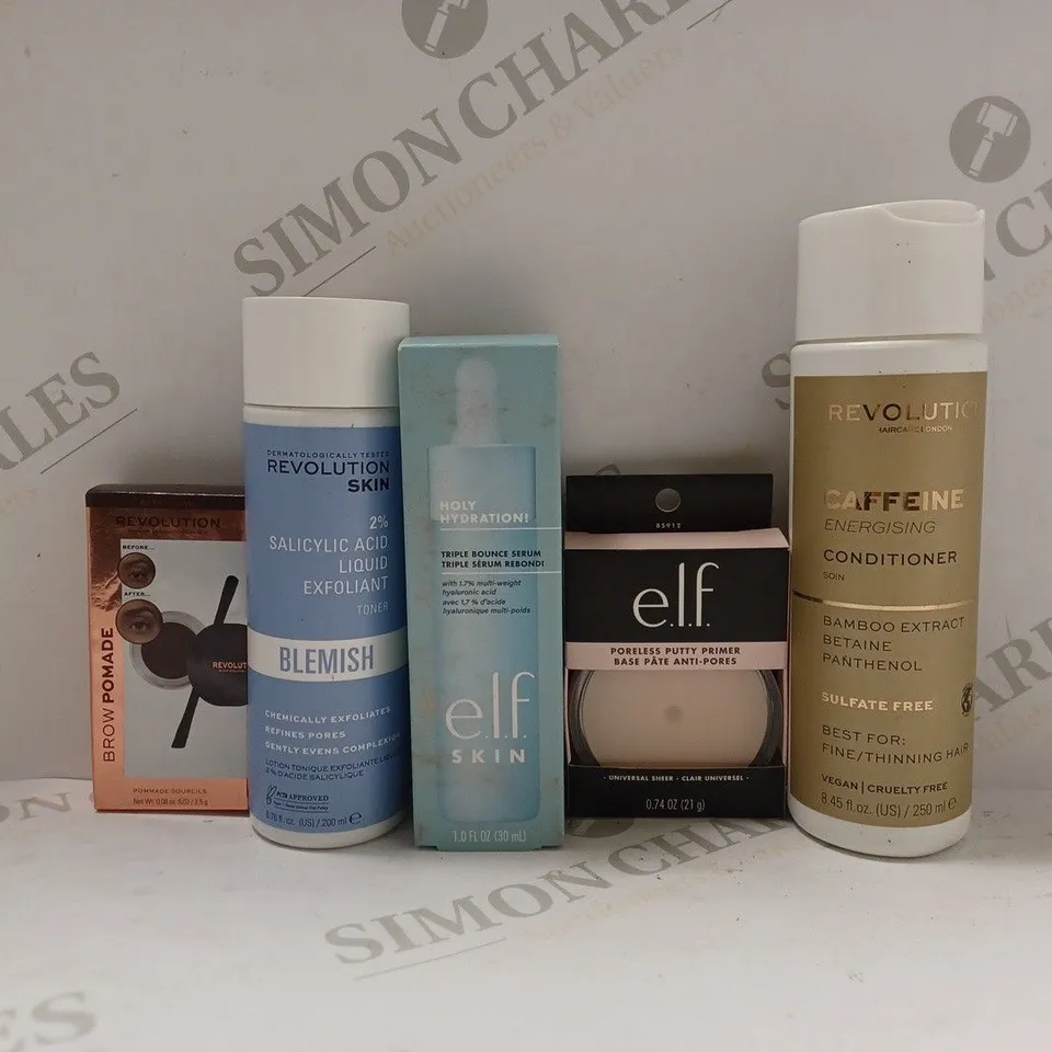 BOX OF APPROX 20 ASSORTED HEALTH AND BEAUTY ITEMS TO INCLUDE - REVOLUTION CAFFEINE CONDITIONER FOR FINE HAIR - ELF UNIVERSAL SHEER - REVOLUTION BLEMISH TONER ECT