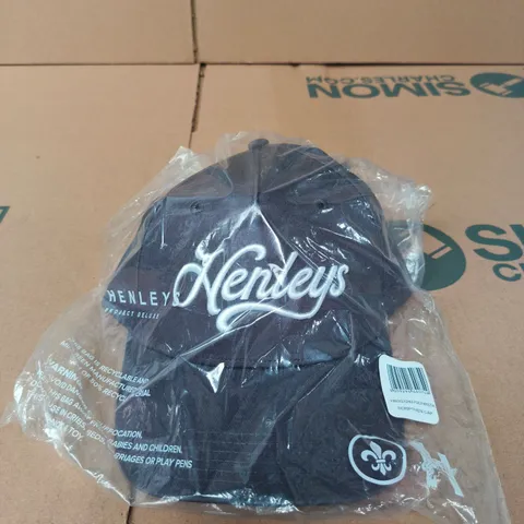 BAGGED HENLEYS BASEBALL CAP 