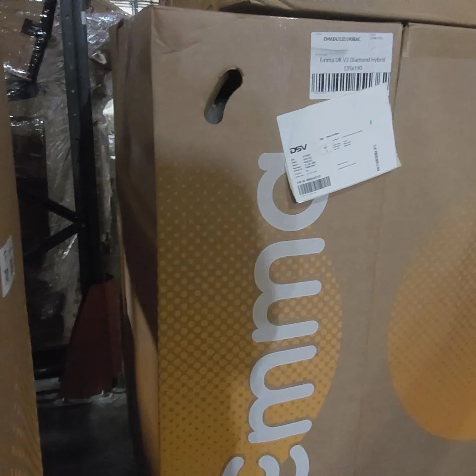 BRAND NEW BOXED EMMA UK V2 DIAMOND HYBRID 135 x 190 DOUBLE MATTRESS