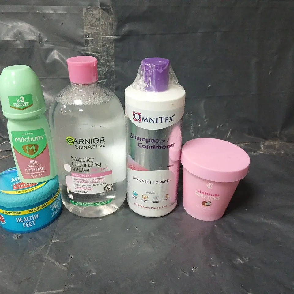 APPROXIMATEY 20 ASSORTED HEALTH AND BEAUTY PRODUCTS TO INCLUDE MITCHUM ROLL ON, GARNIER MICELLAR WATER AND GIVE ME SCALP SCRUB