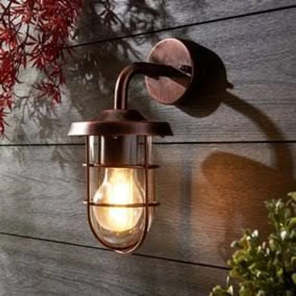 BOXED BARKER INDUSTRIAL OUTDOOR WALL LIGHT