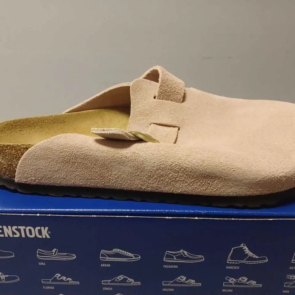 BOXED BIRKENSTOCK BOSTON SUÈDE - LIGHT ROSE - UK 10.5