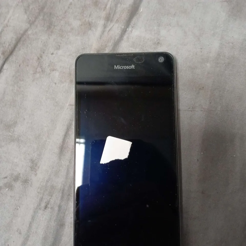 MICROSOFT WINDOWS PHONE – BLACK 