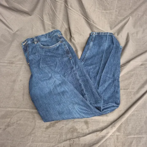 MNG RELAXED FIT JEANS IN BLUE DENIM SIZE W34