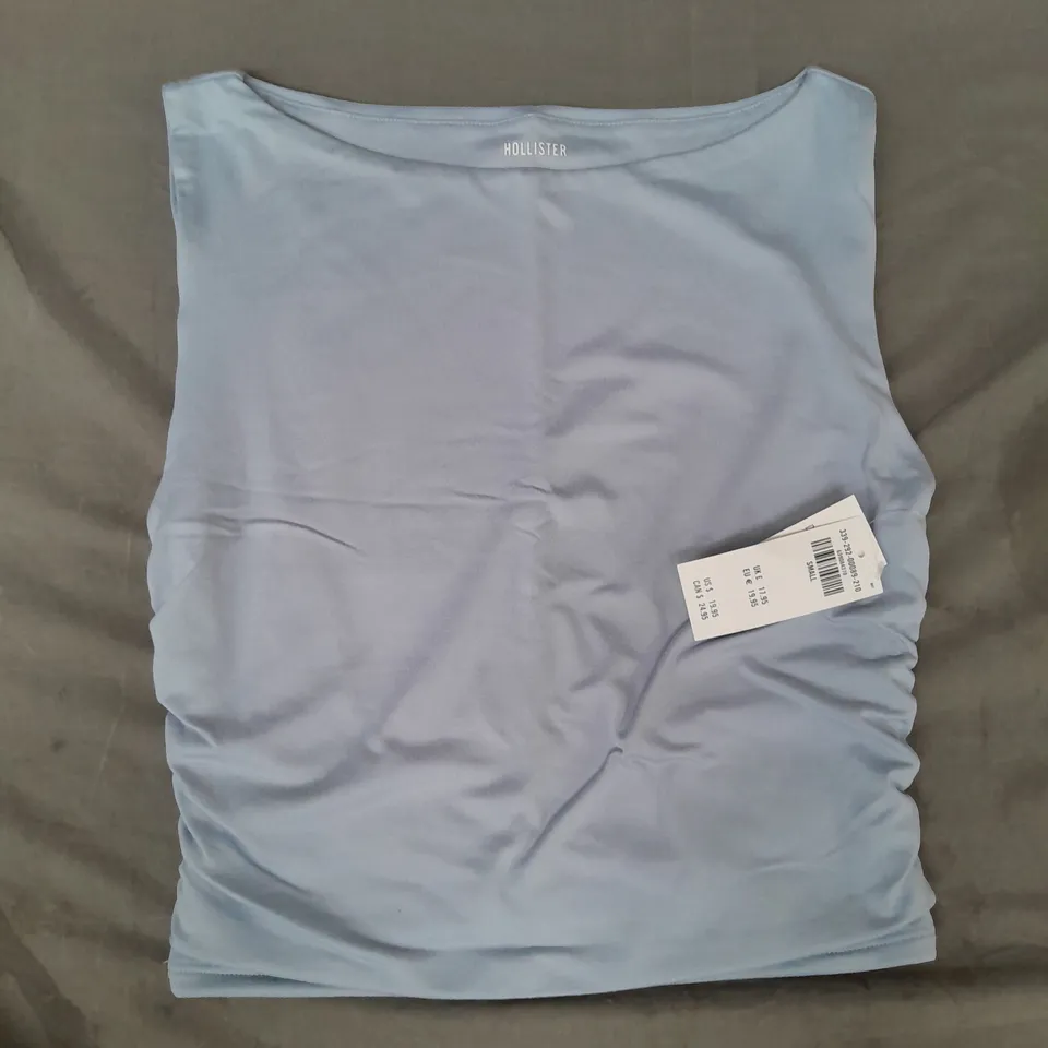 HOLLISTER VEST TOP IN LIGHT BLUE SIZE SMALL