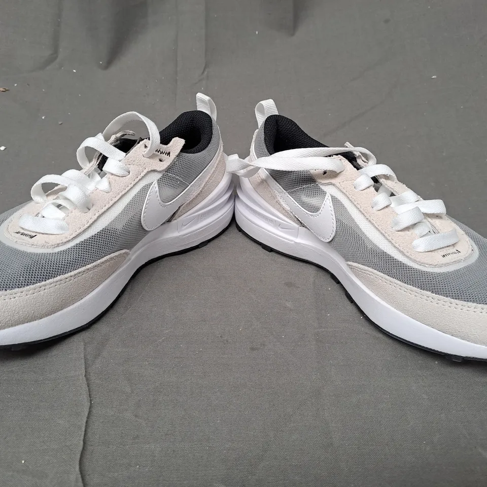 BOXED PAIR OF NIKE WAFFLE ONE SHOES IN WHITE/BLACK UK SIZE 1