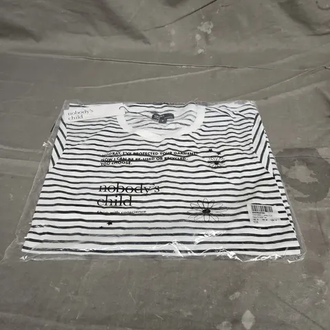 NOBODY' CHILD EASY FIT SLUB TEE IN WHITE/BLACK STRIPE SIZE 8