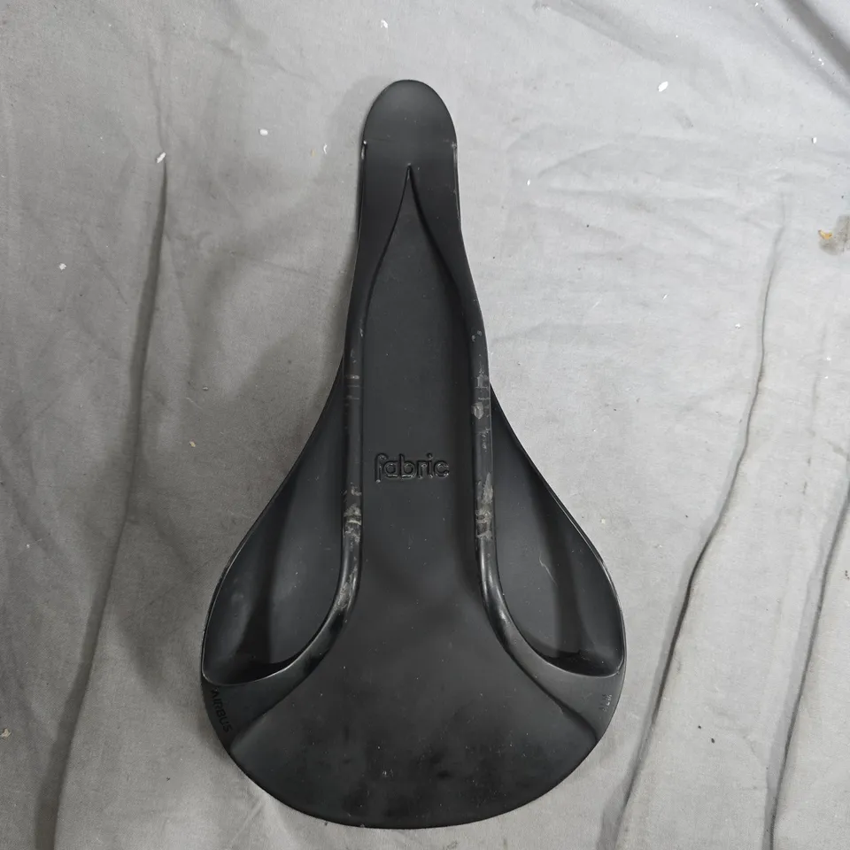 FABRIC BICYCLE SADDLE – WHITE TOP WITH BLACK TRIM