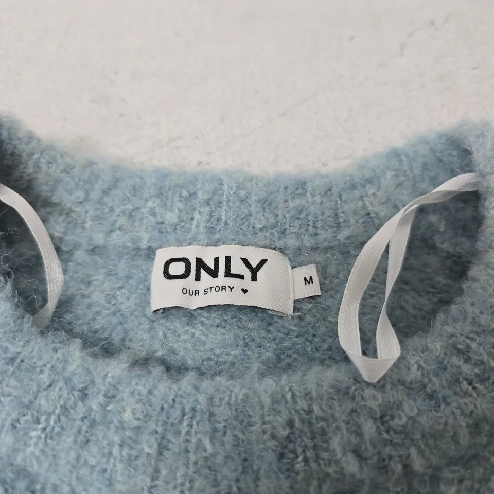 ONLY OUR STORY BLUE FLUFFY KNIT SWEATER – SIZE M