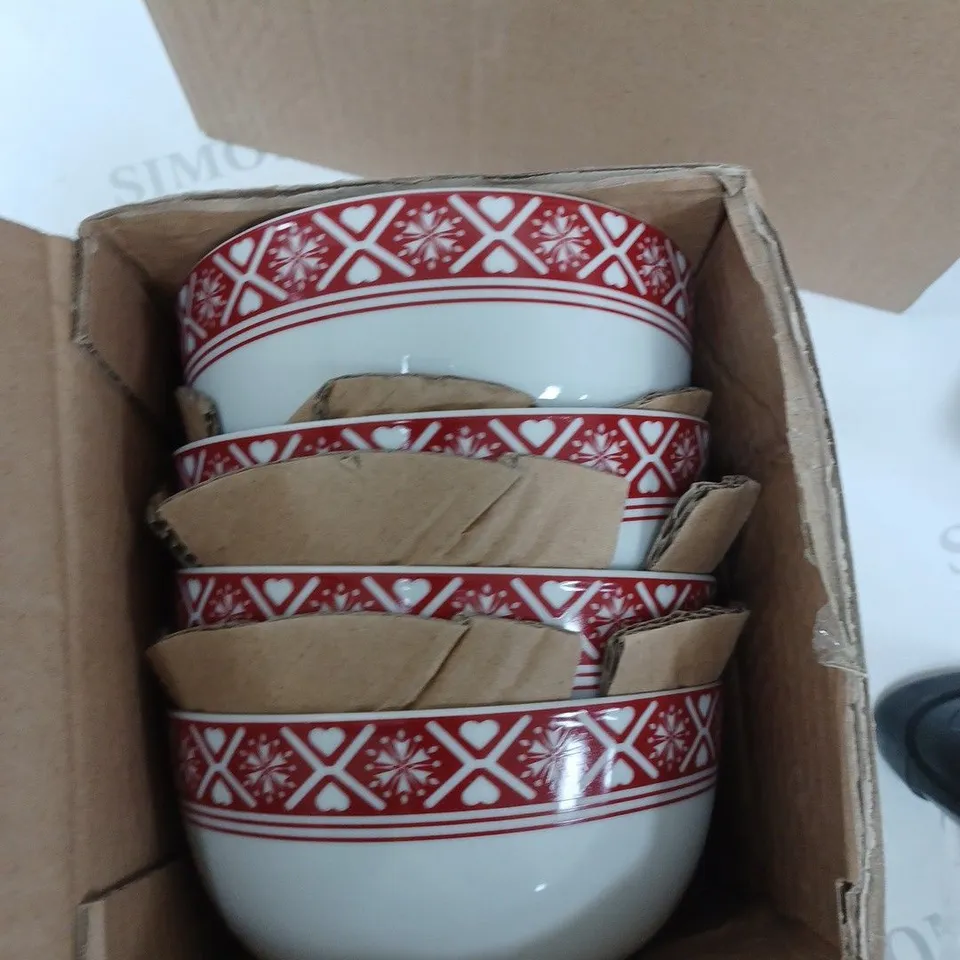 WATERSIDE NORDIC CHRISTMAS REINDEER DINNER SET RRP £52.99