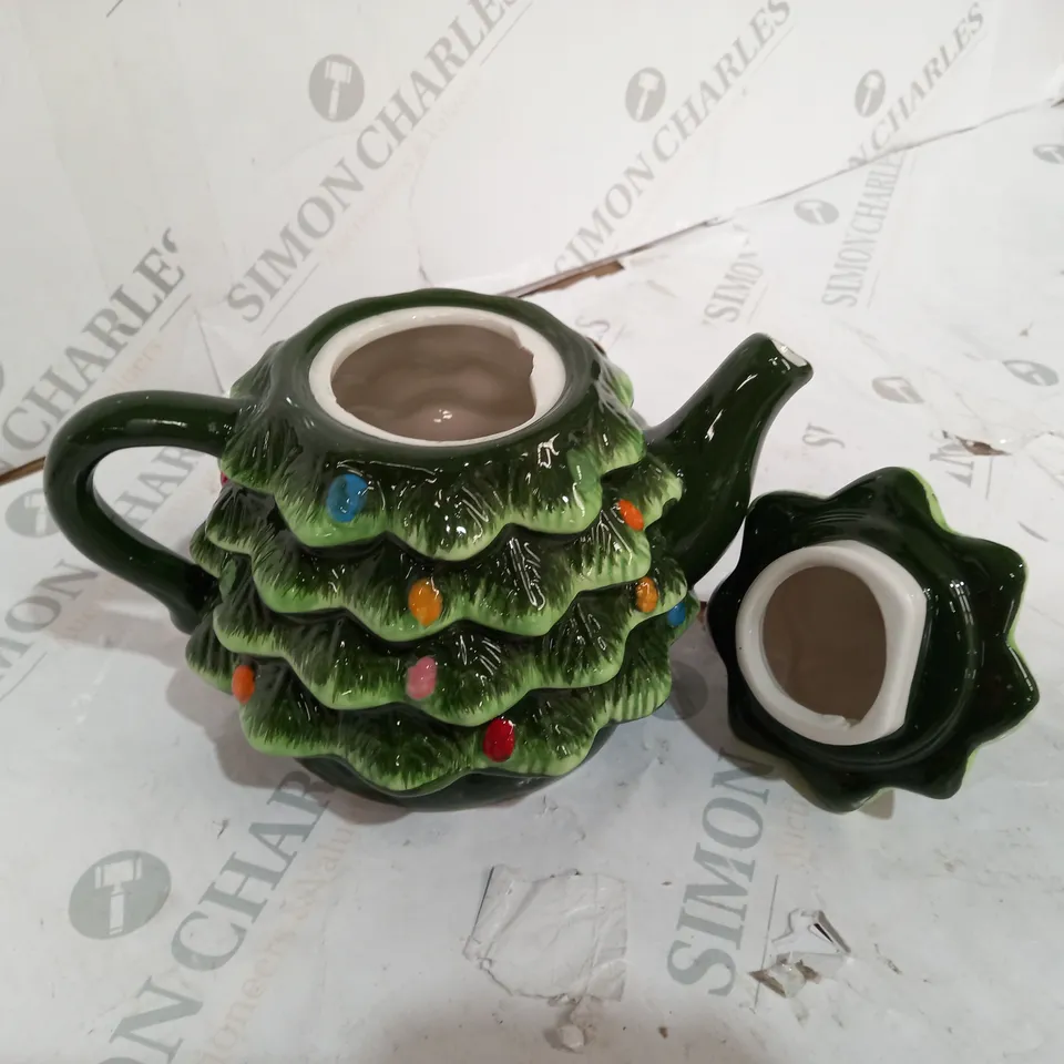 BOXED MR NOST TREE TEAPOT 
