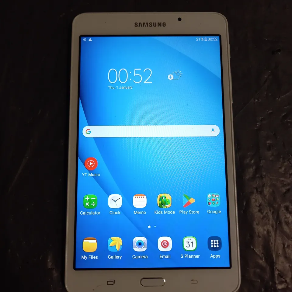 SAMSUNG GALAXY TAB A 2016 IN WHITE