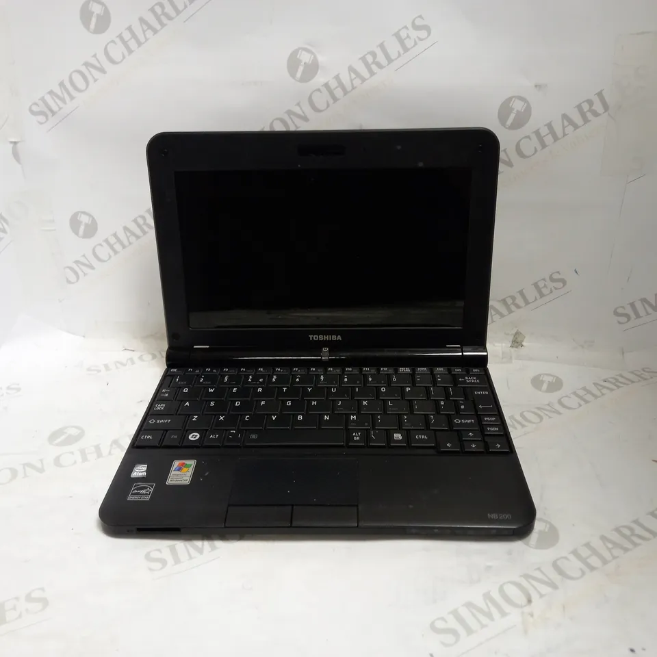 TOSHIBA NB200-11L 10" LAPTOP