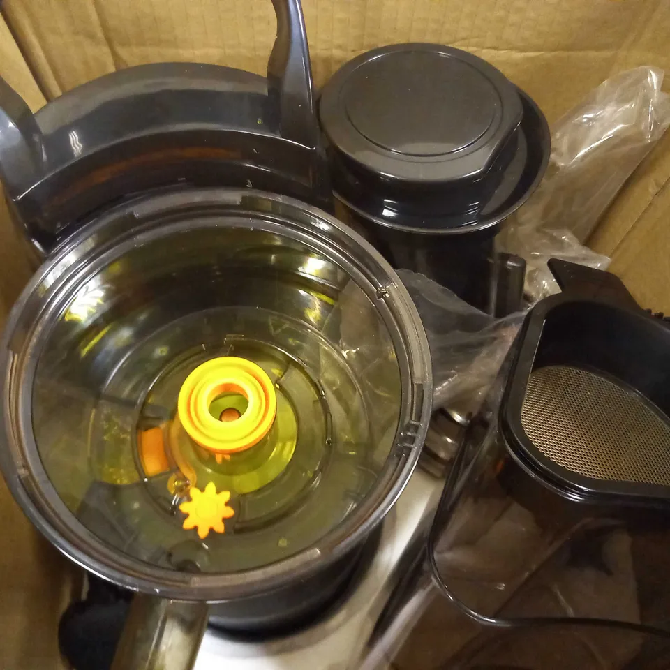 FRIDJA MASTICATING JUICER