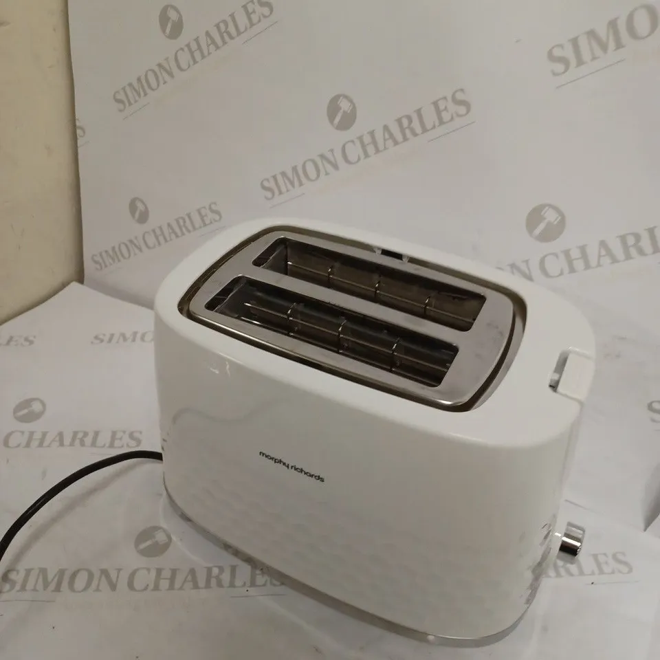 MORPHY RICHARDS WHITE 2 SLICE TOASTER 