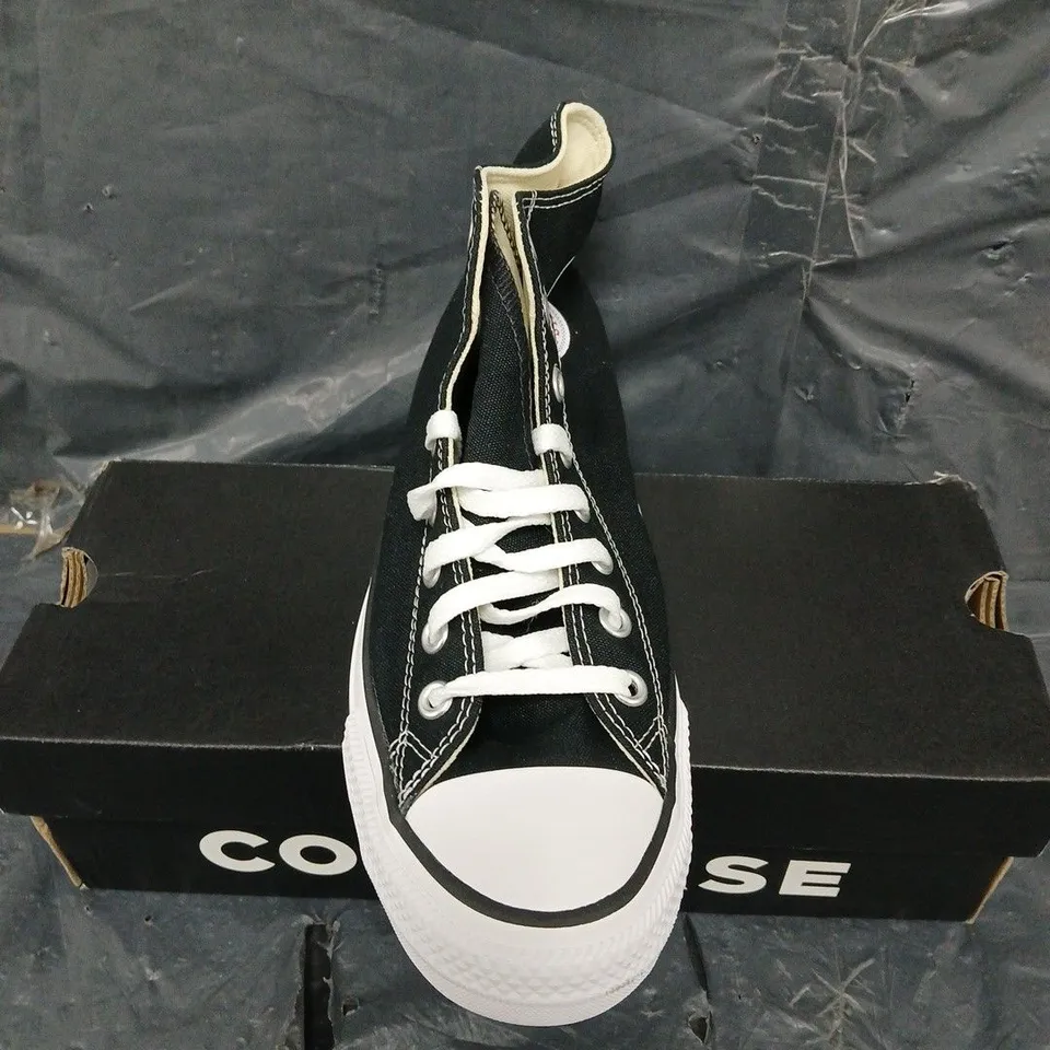 BOXED PAIR OF CONVERSE CHUCK TRAINERS - UK SIZE 8.5