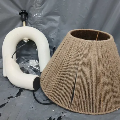 AILA CERAMIC TABLE LAMP