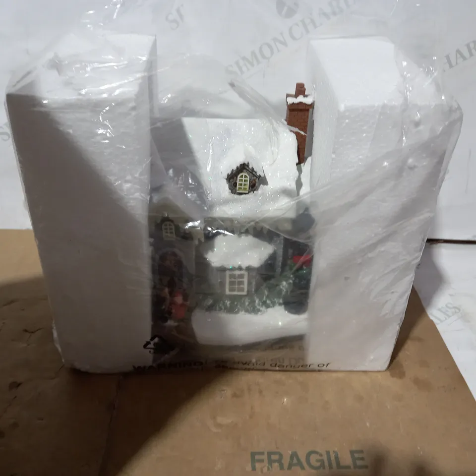 27CM LED CHRISTMAS HOUSE RRP £29.99