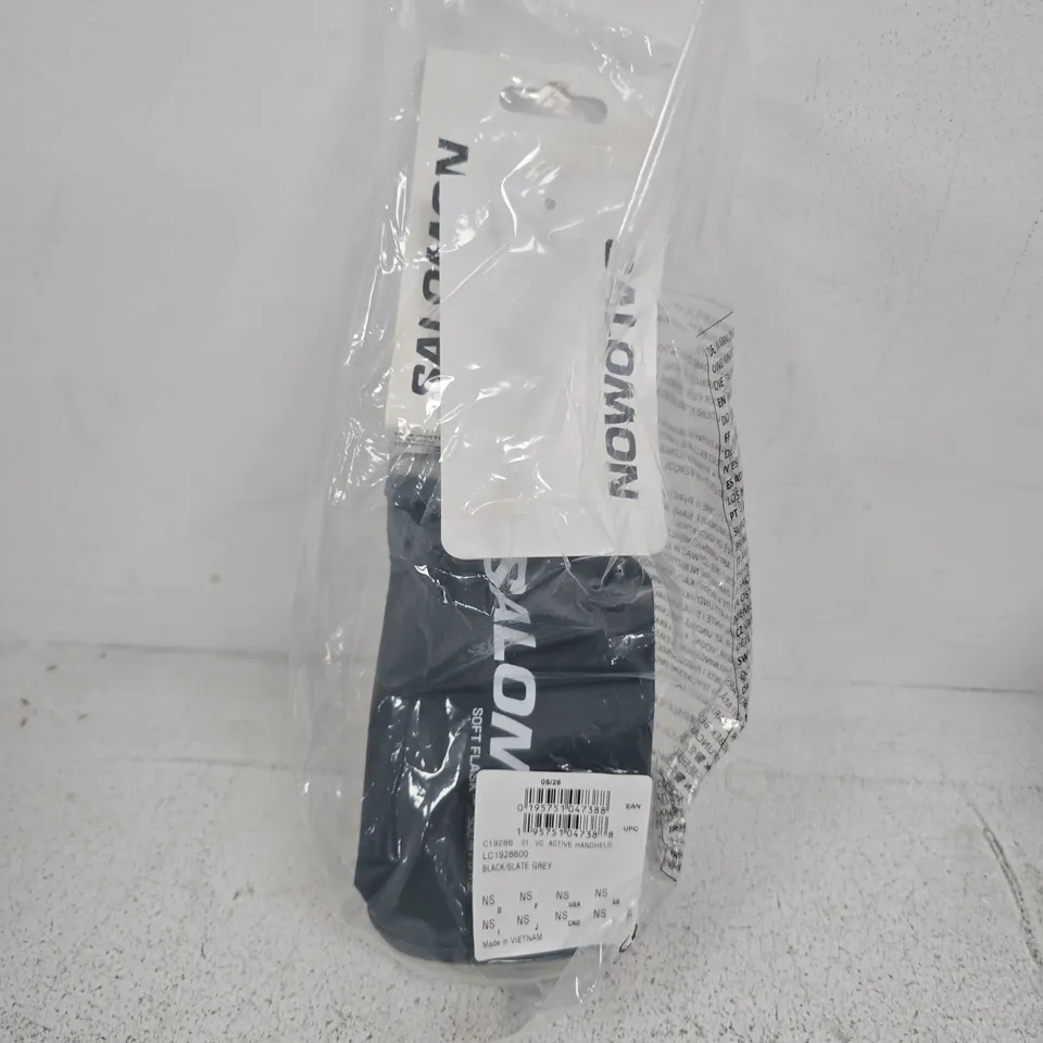 SALOMON ACTIVE HANDHELD, MINIMALIST RUNNING FLASK WITH SOFT STRAP