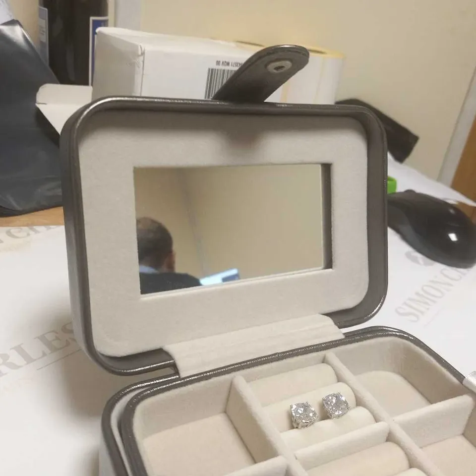BRAND NEW DIAMONIQUE RHODIUM PLATED EARRINGS WITH CASE