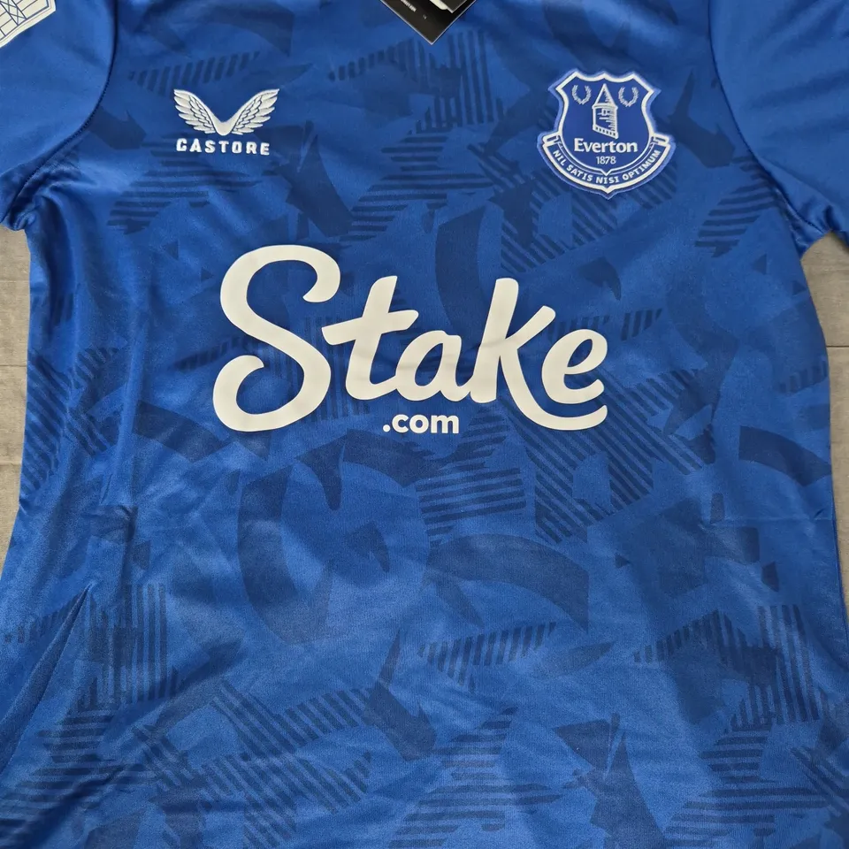 CASTORE EVERTON HOME SHIRT SIZE 8