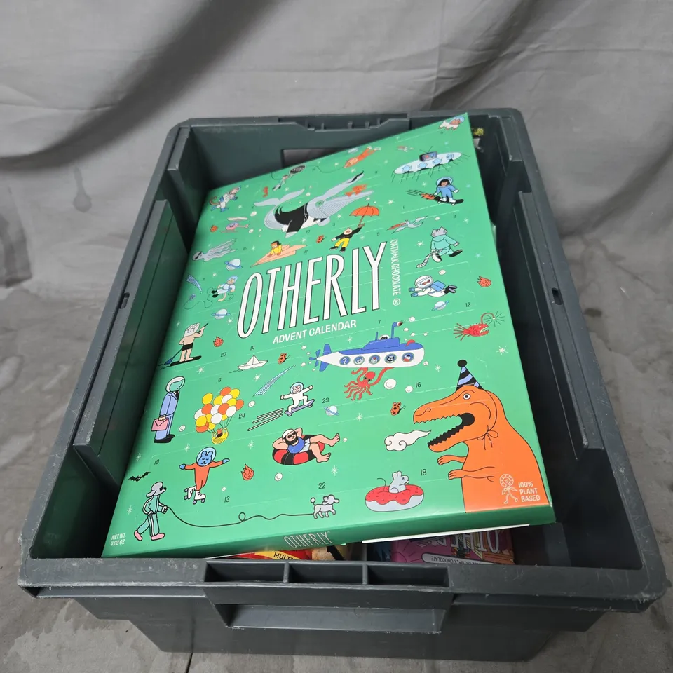 APPROXIMATELY 10 ASSORTED ITEMS OF FOOD AND DRINKING INCLUDING OTHERLY ADVENT CALENDAR, HEINZ CHICKEN SOUP, TWININGS MANGO AND STRAWBERRY TEA, AND TETLEY LEMON AND GINGER