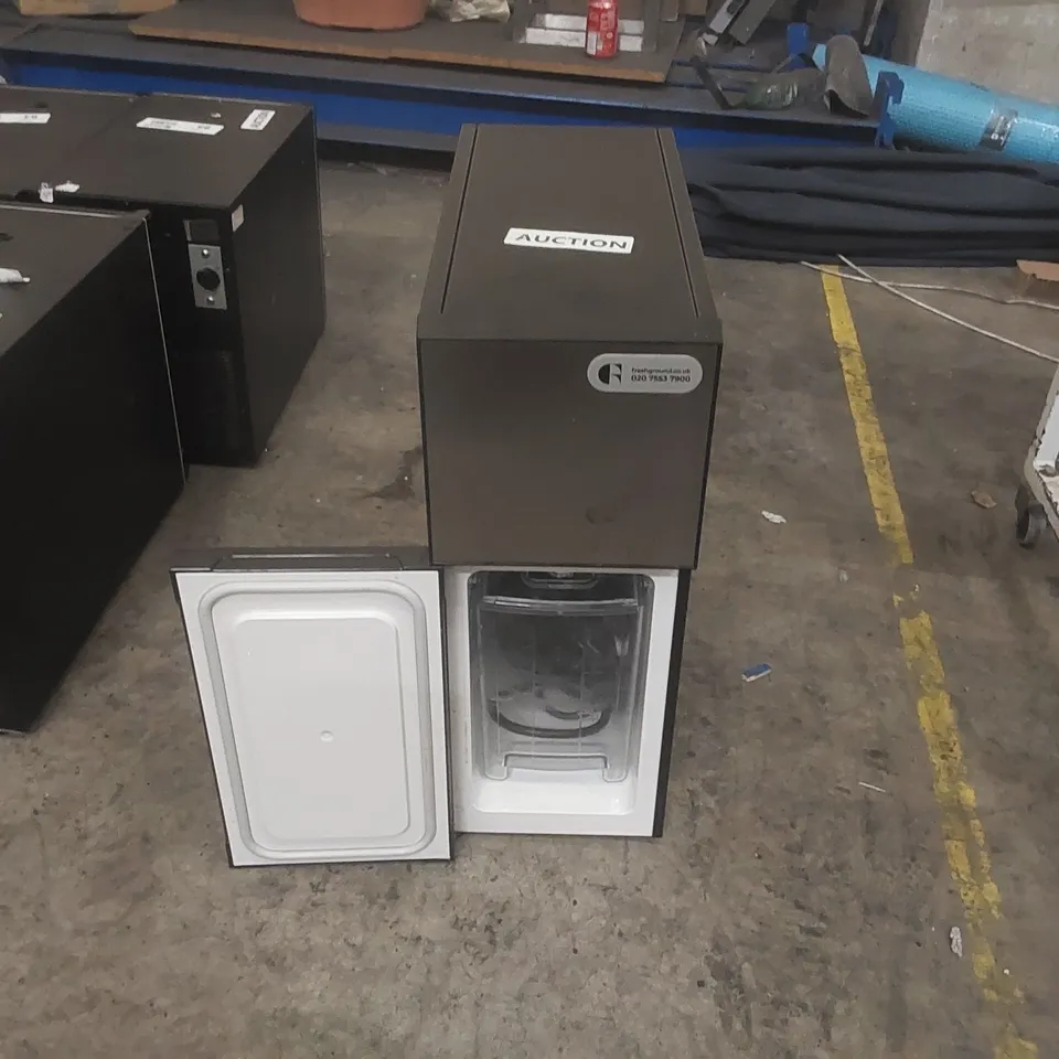 VITRIFRIGO COMMERCIAL MILK CHILLER FOR COFFEE MACHINE