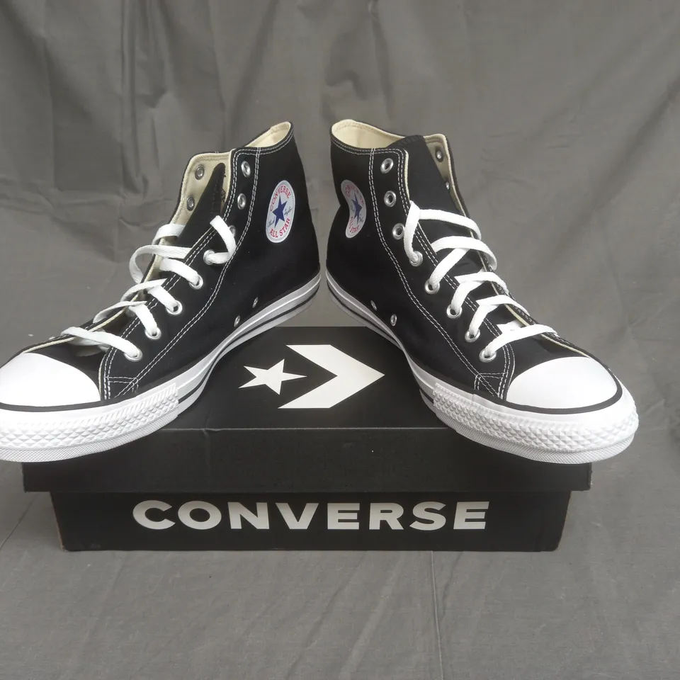BOXED PAIR OF CONVERSE ALL STARS IN BLACK SIZE UK 13