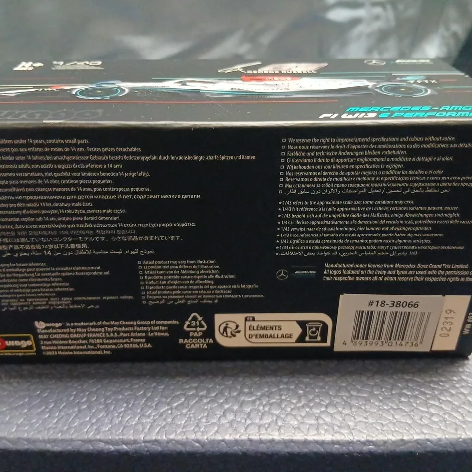 BURAGO MERCEDES-AMG F1 W13 E PERFORMANCE 1:43 DIE-CAST MODEL CAR IN DISPLAY CASE