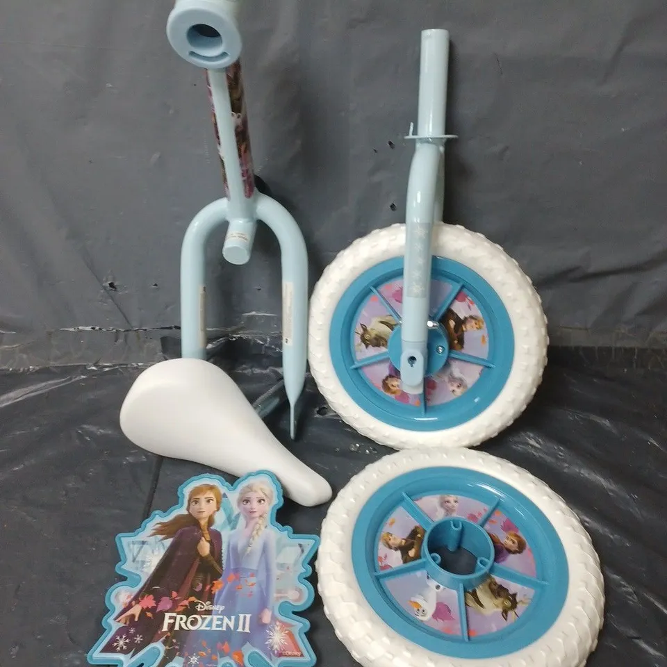 DISNEY FROZEN 2-IN-1 TRAINING BIKE
