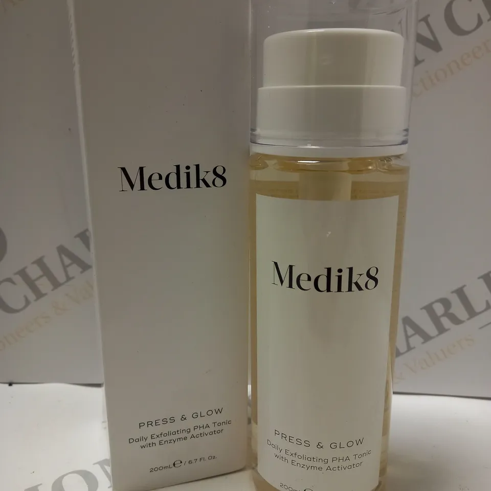 MEDIK8 PRESS & GLOW DAILY EXFOLIATING PHA TONIC 200ML