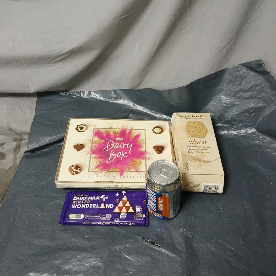 APPROXIMATELY 10 ASSORTED FOOD AND DRINK ITEMS TO INCLUDE DAIRY BOX, DAIRY MILK, IRN BRU, MILLERS DAMSEL WAFERS ETC