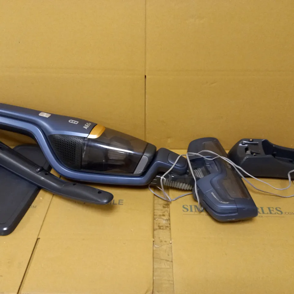 AEG CX7-2-I360 CORDLESS 2-IN-1 STICK VACUUM CLEANER