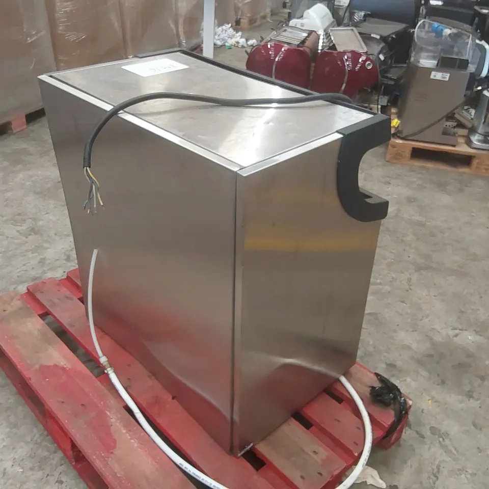 MARCO MAXIBREW TWIN COMMERCIAL COFFEE MACHINE