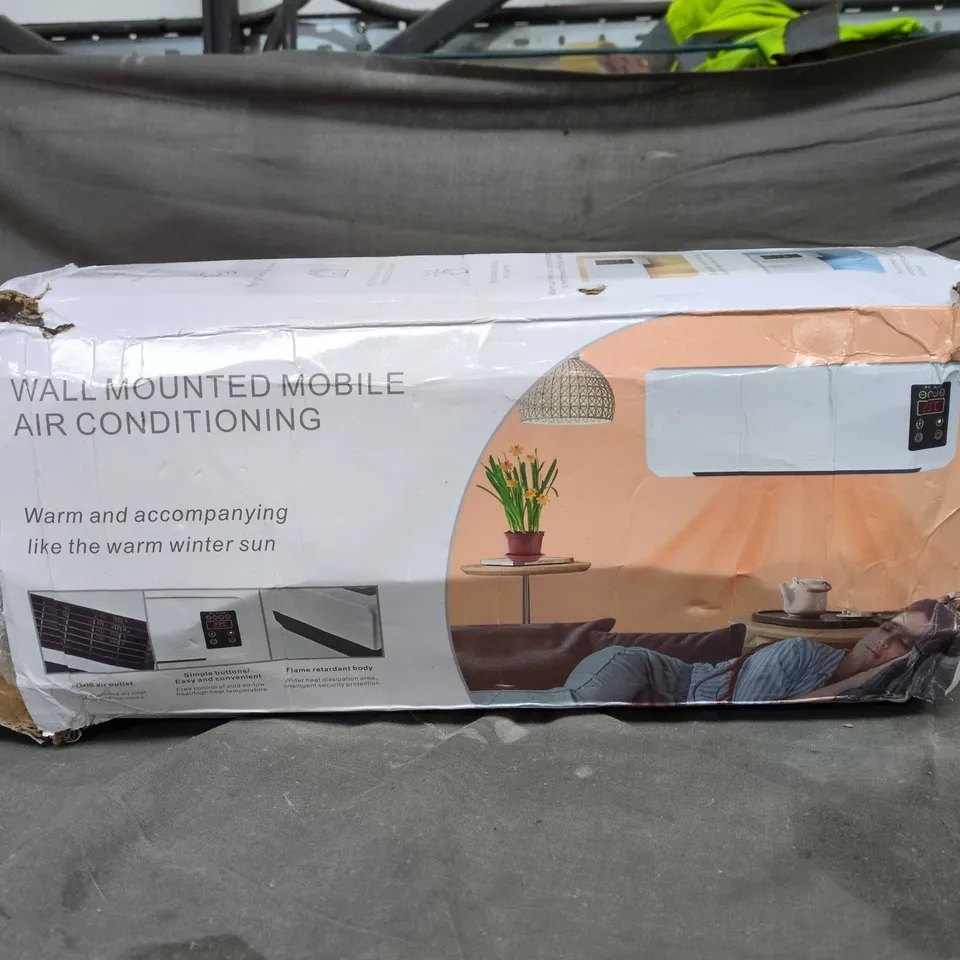 WALL MOUNTED / MOBILE AIR CONDITIONING UNIT – WHITE