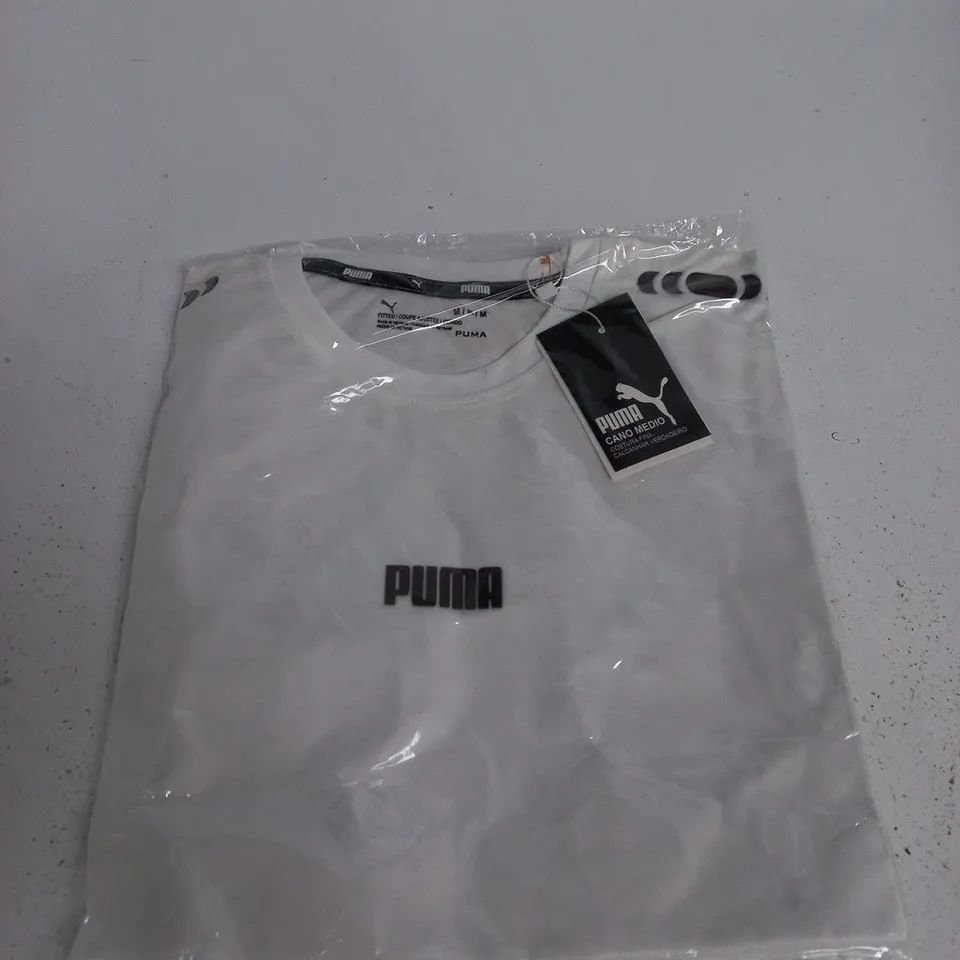 PUMA WHITE T-SHIRT – SIZE M