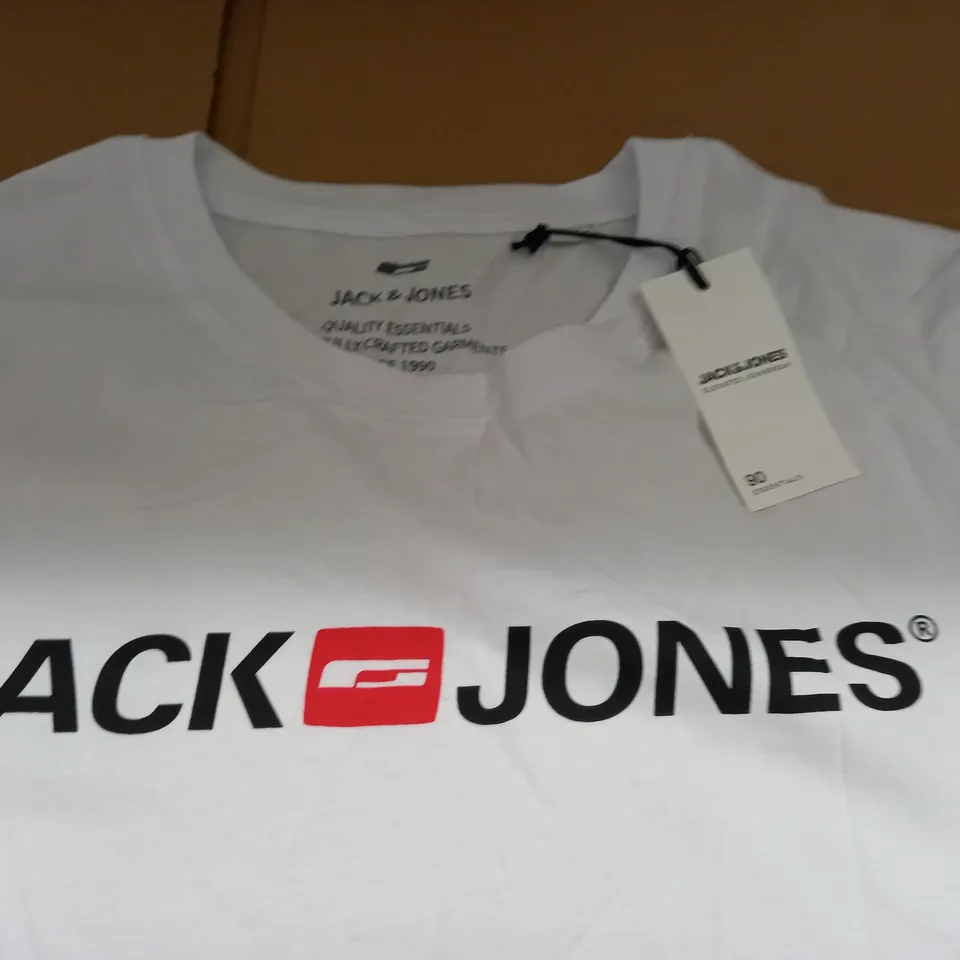 JACK AND JONES WHITE T-SHIRT - L