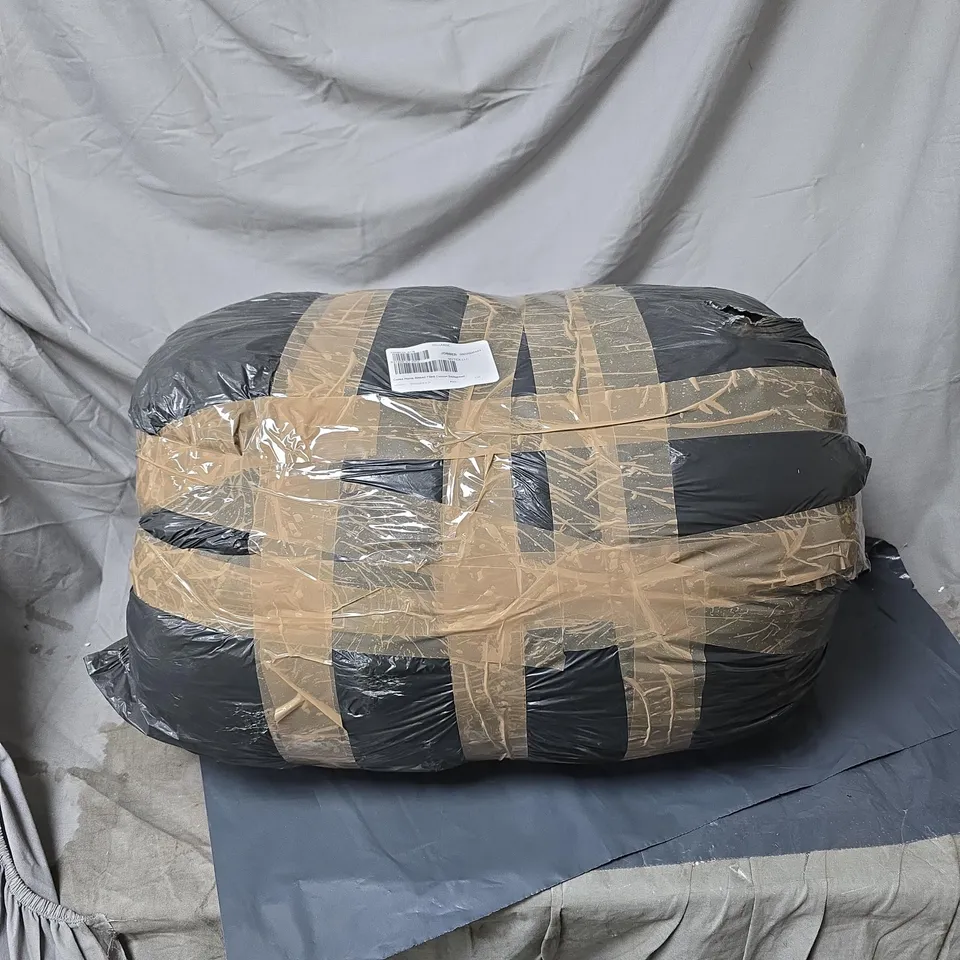 COZEE HOME RIBBED FILLED COCOON BEDSPREAD