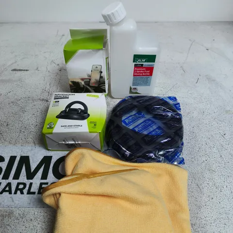 APPROXIMATELY 10 ASSORTED VEHICLE PARTS/ACCESSORIES TO INCLUDE INNER TUBES, MICROFIBER CLOTH, FUEL MIXING BOTTLE ETC