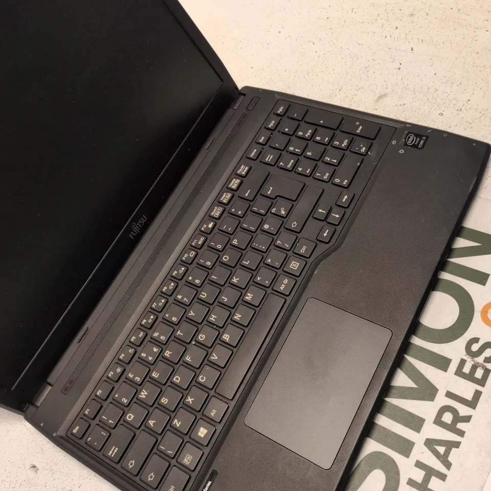 FUJITSU LIFEBOOK A514 LAPTOP – BLACK, INTEL CORE I5, UK KEYBOARD