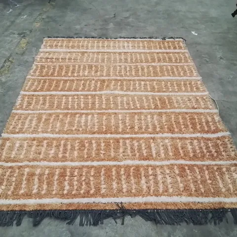 QUALITY DESIGNER AREA RUG - APPROXIMATELY 170X120CM