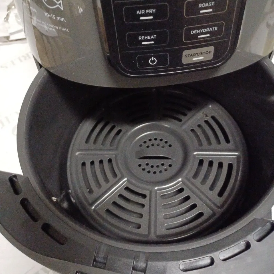 NINJA AIR FRYER 3.8L AF100UK