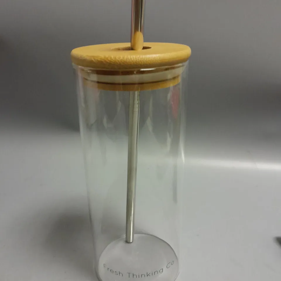 BOXED FRESH THINKING GLASS DRINKING BOTTLE WITH STRAW
