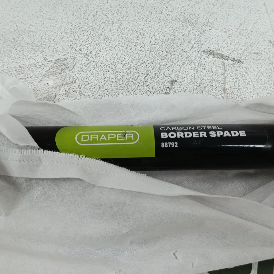 DRAPER BORDER SPADE