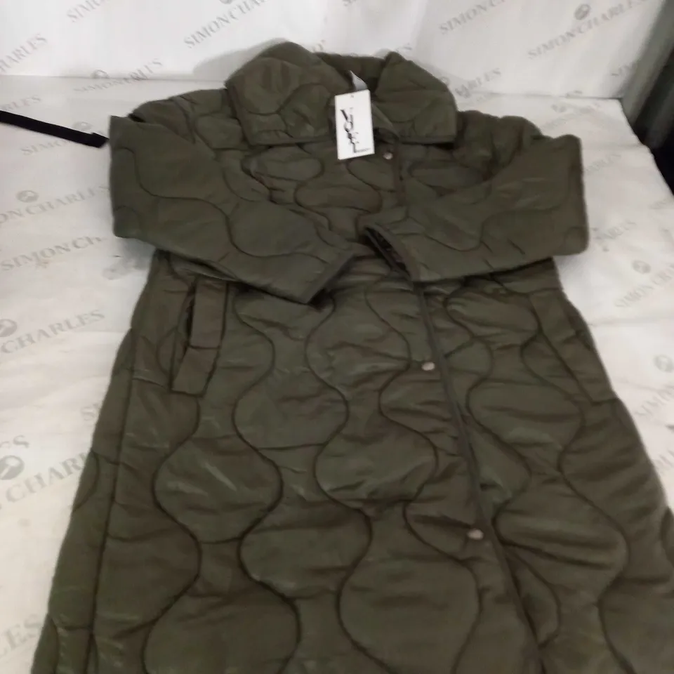 VIOLET ROMANCE QUILTED WINTER COAT SIZE 6