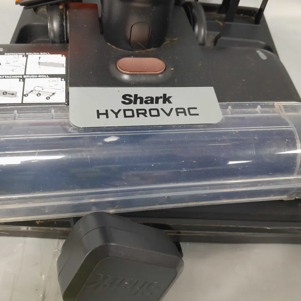 SHARK CORDLESS HYDROVAC 3-IN-1 HARD FLOOR CLEANING SYSTEM WD210UK 