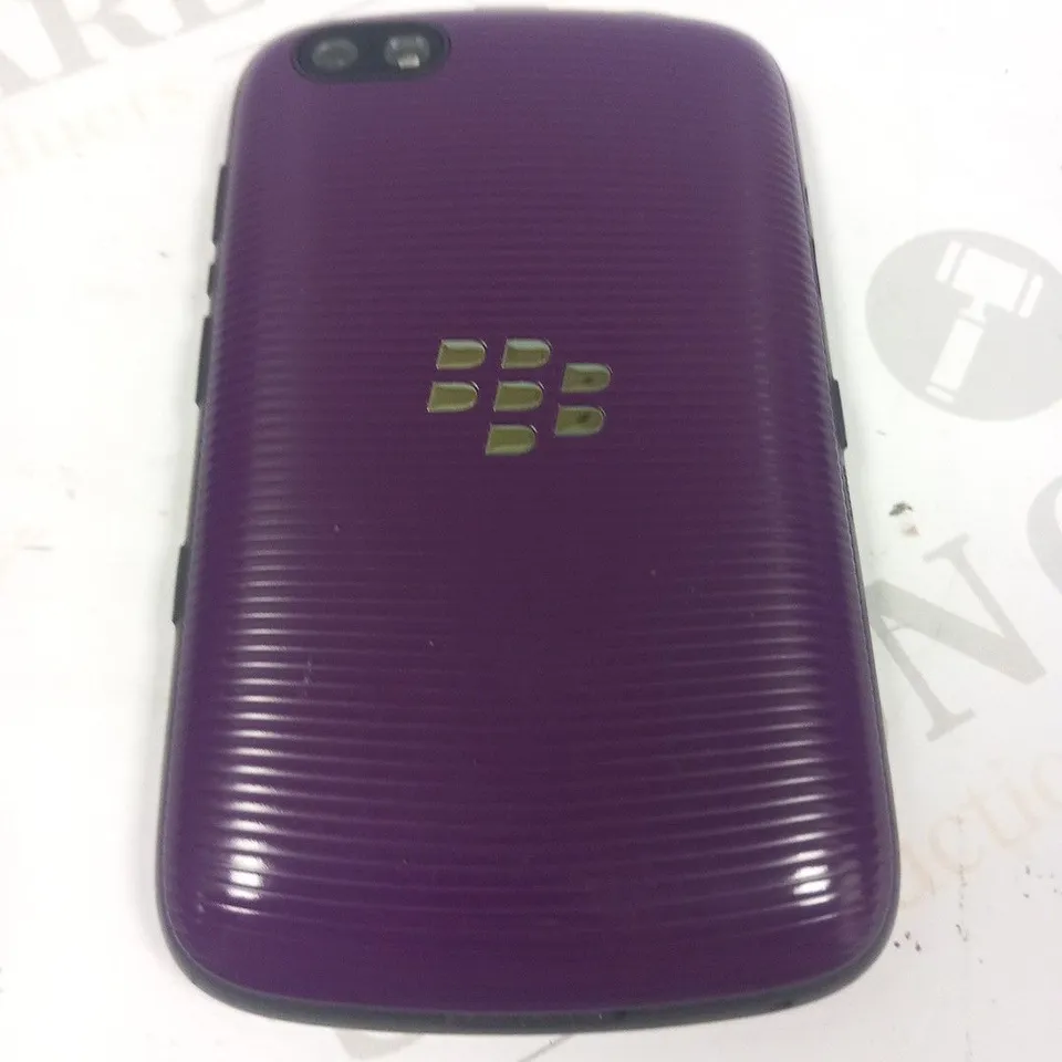 BLACKBERRY 9720 MOBILE PHONE