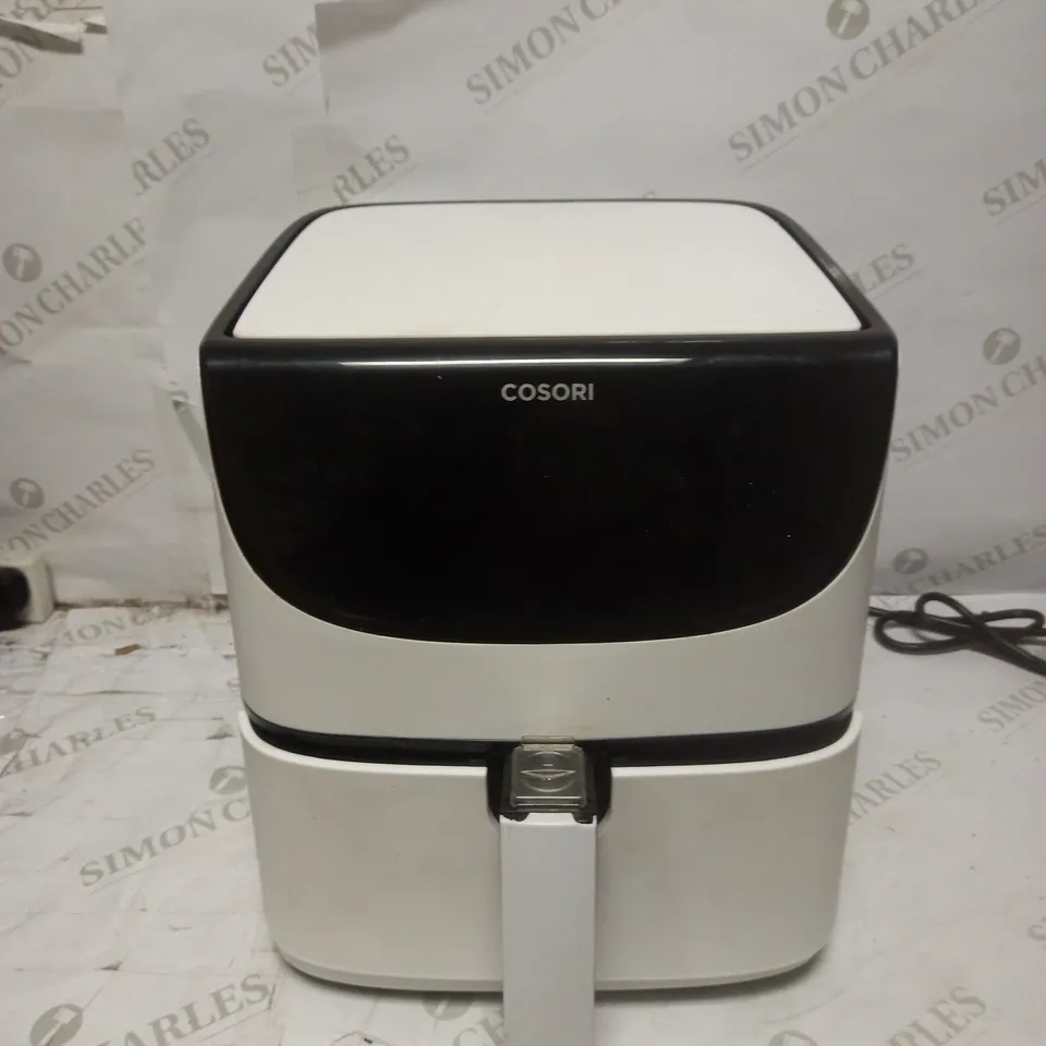 COSORI AIR FRYER 1700W MAX XXL 5.5L DIGITAL TOUCHSCREEN, WHITE