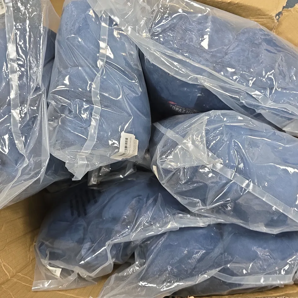 8 TOPAZ HOME ULTRA PLUSH BLANKET HOODIES IN NAVY (ONE SIZE)